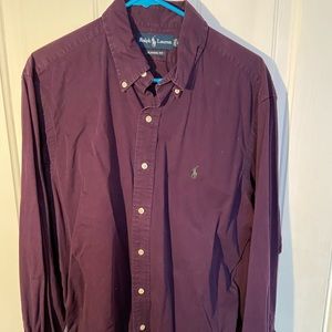 Men’s long sleeve casual shirt.